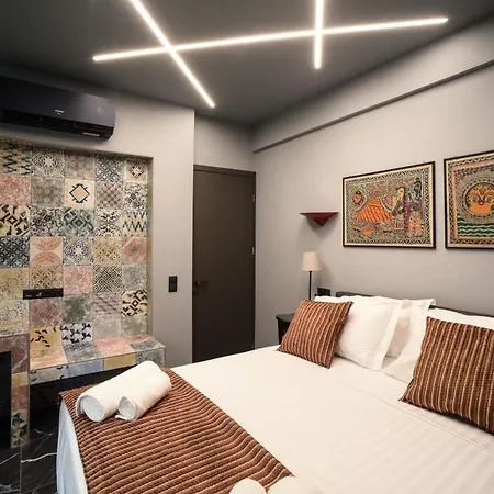 Luxury B At Mitropoleos-aristotelous Square Lägenhet *